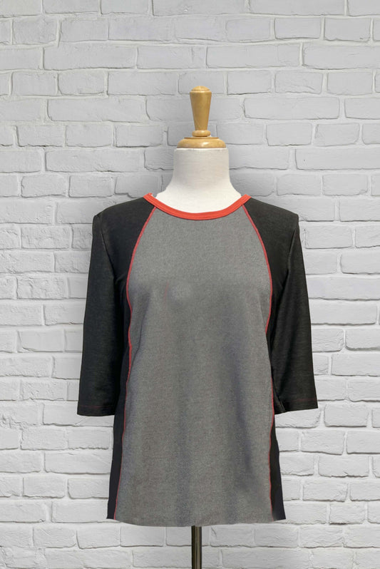 Adapted Casual Top with 3/4 Sleeve - Black